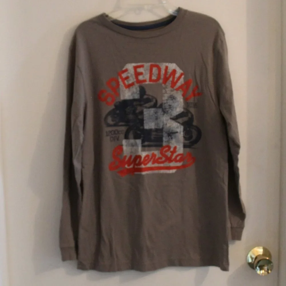 Boys Old Navy Gray T-shirt